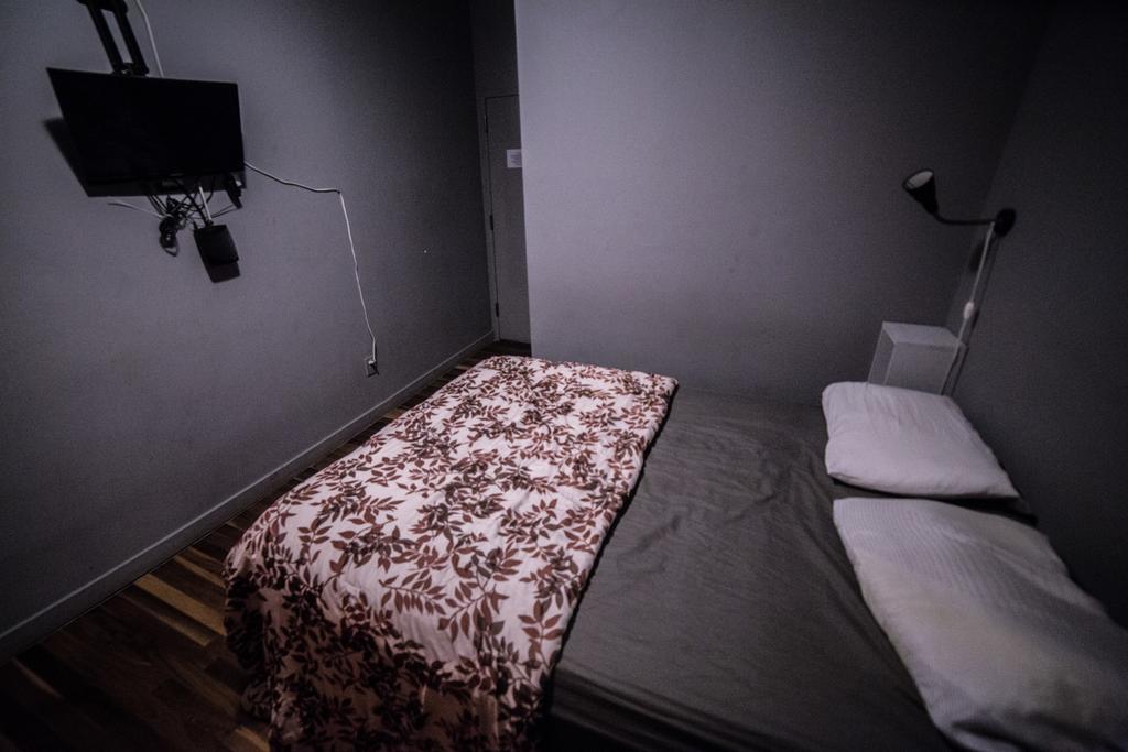 Explore Hotel And Hostel Union City Ngoại thất bức ảnh